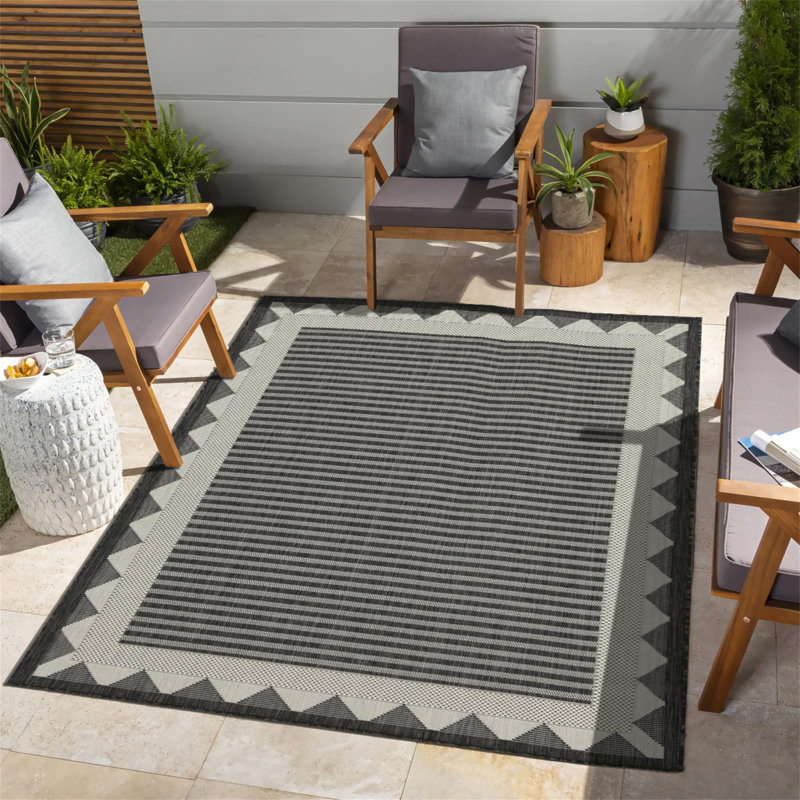 Indoor/Outdoor Area Rug, Rectangle 7'10" x 10'3"