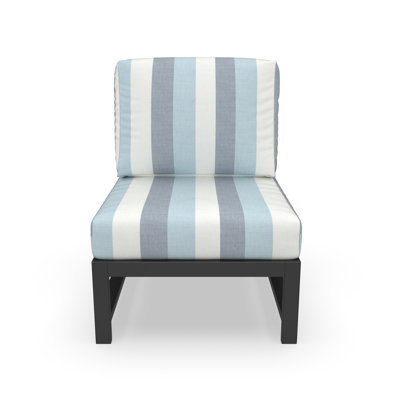 Fauteuil modulaire sans accoudoirs avec dossier en lattes angulaires et coussins Sunbrella Oltjana