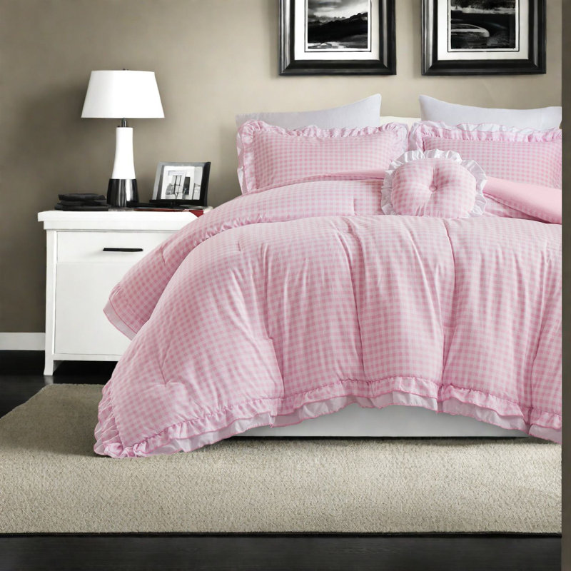 Ensemble de literie romantique en microfibre, édredon rose avec deux volants, lit double / grand lit pour les chambres confortables
