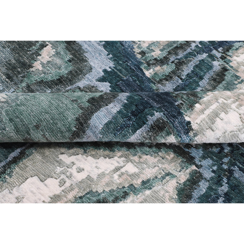 Abstract Area Rug in Green, Rectangle 5'9" x 8'9"