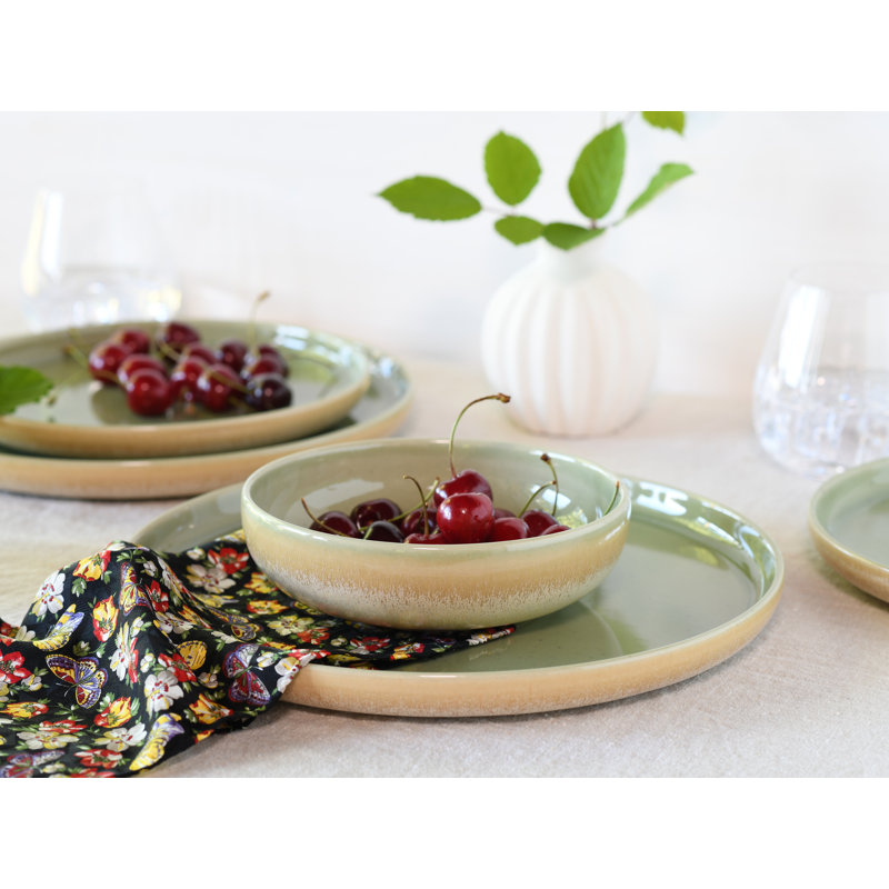 12-Piece Creatable Uno Romana Crockery Set