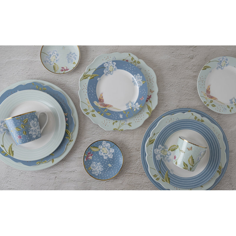 White Round Porcelain Dinner Plates Set, Service for 4
