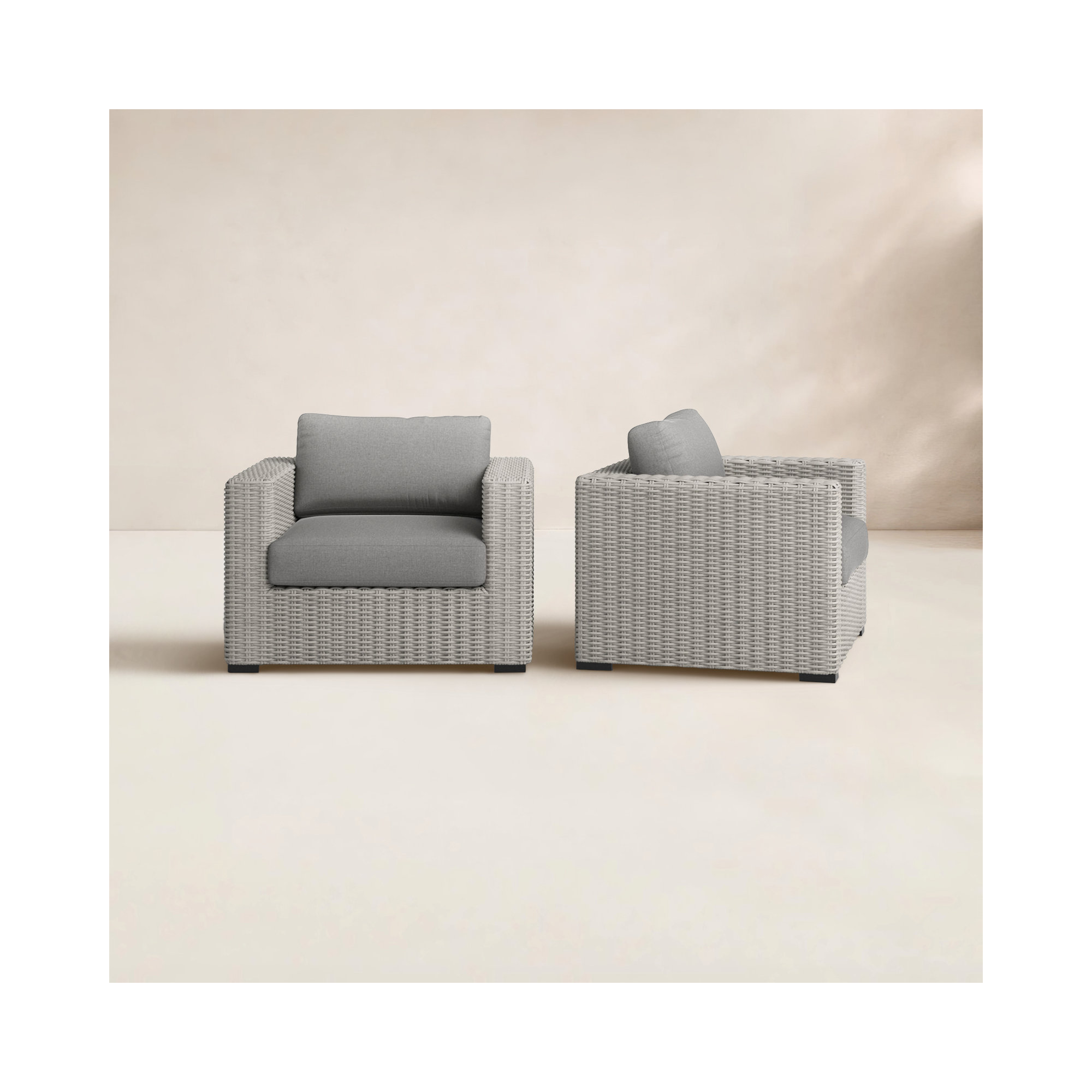 Wicker Outdoor Lounge Chair