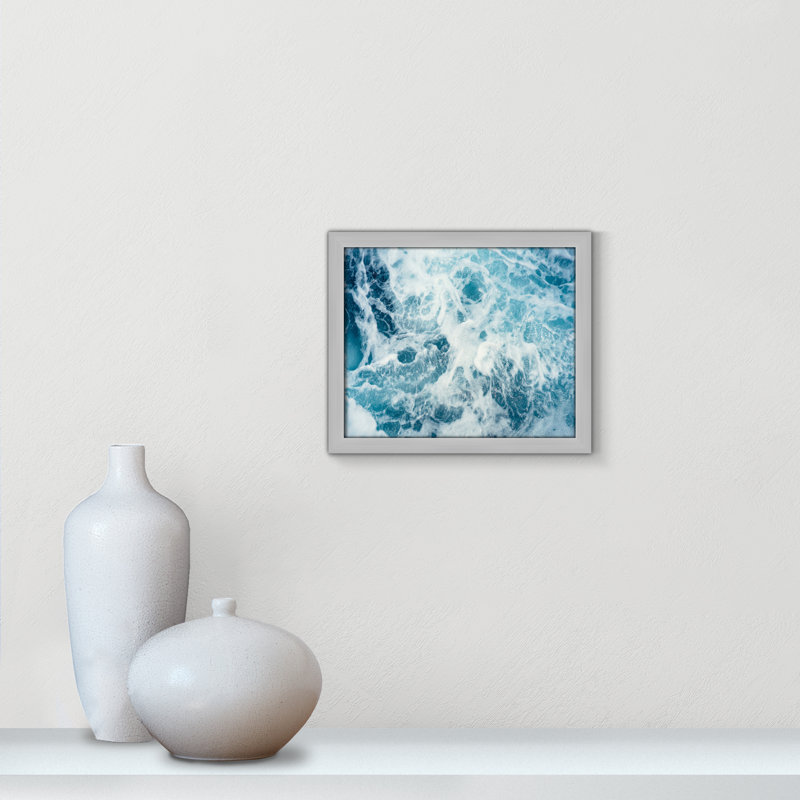 Océan bleu par Christopher Engstrom - impression d'un seul cadre photo, Cadre argenté mat, H 13 po x l 15 po x P 1,25 po