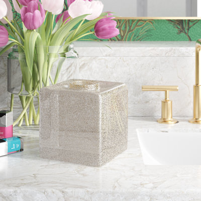 Winona Tissue Box Cover