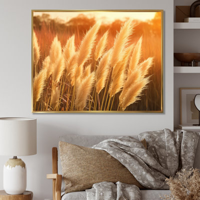 «White Pampas Meadows At Sunset» sur toile