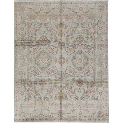 Silk Oriental Indoor Rug