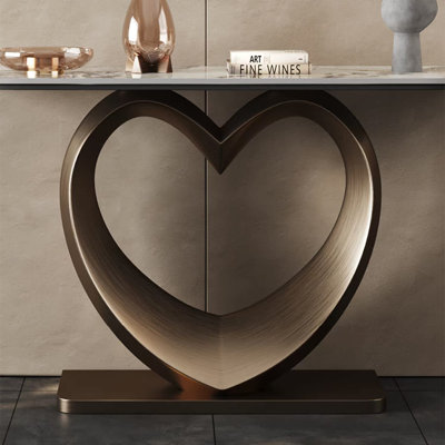 Console moderne en pierre frittée.