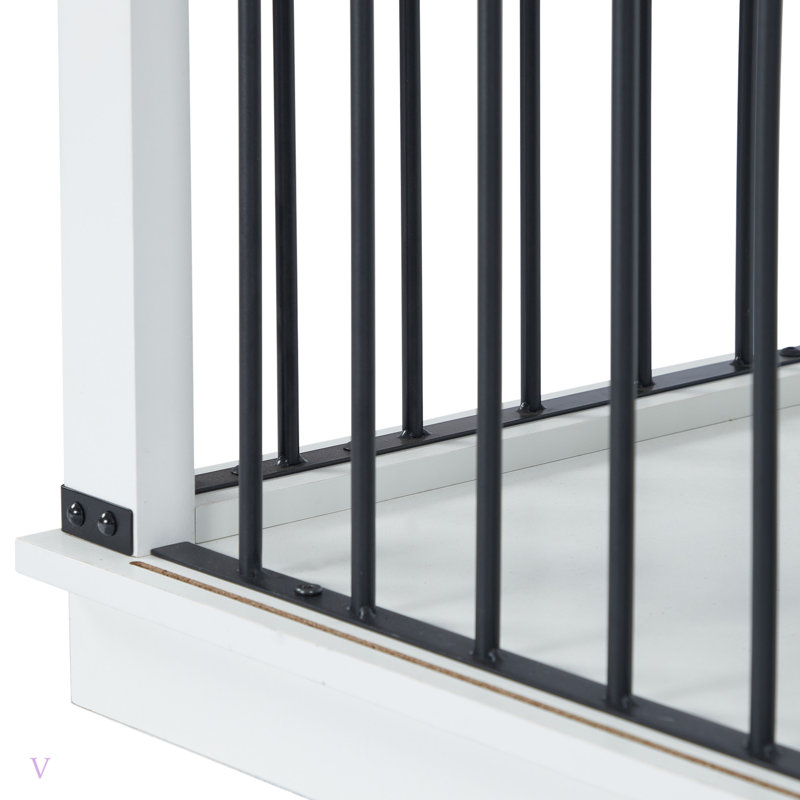 La cage pour chien a un grand espace, Blanc