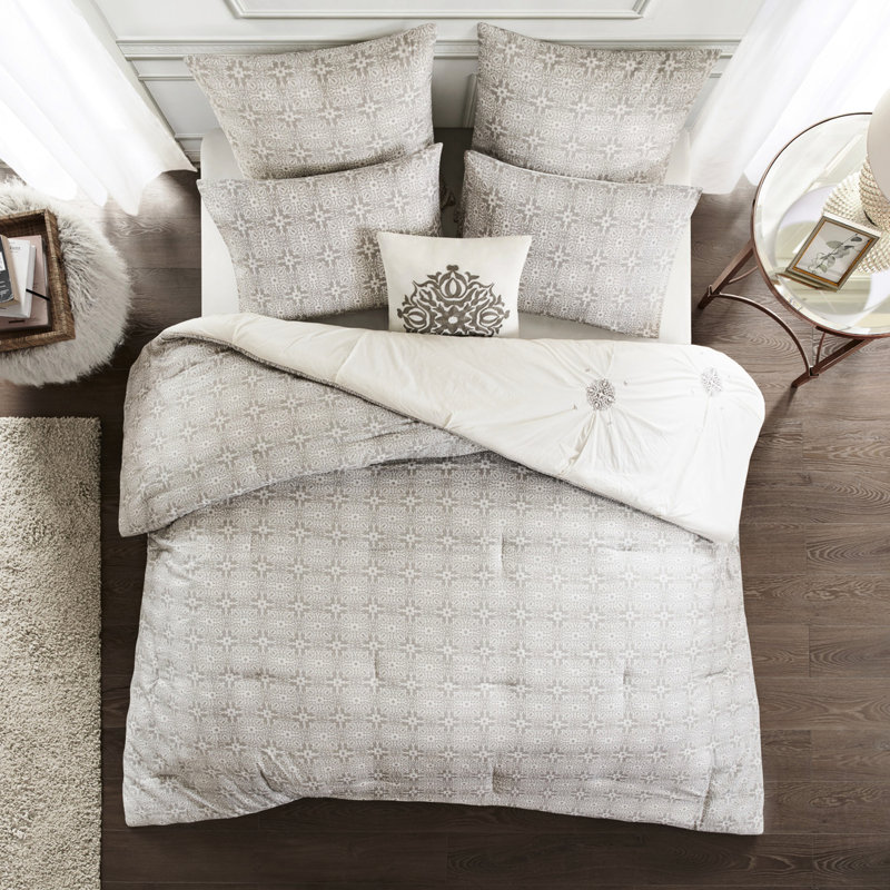 Literie 6 pièces - Coton réversible avec édredon médaillon broderie merveilleuse