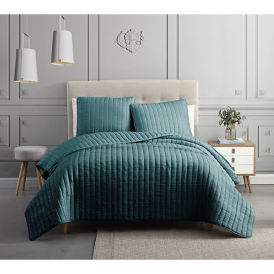 Diamond Reversible Quilt Set