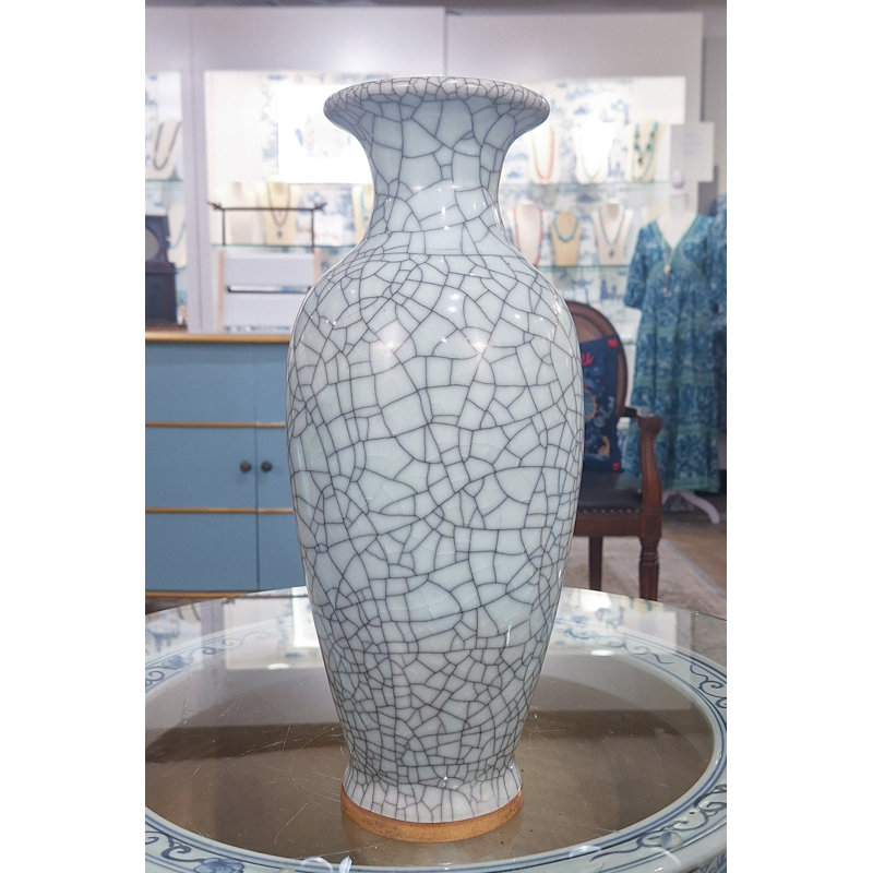 Vase en porcelaine craquelé