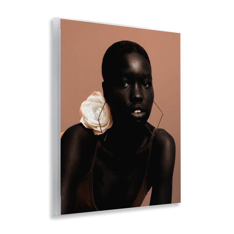  Belle femme et rose, art mural par Oladimeji Odunsi