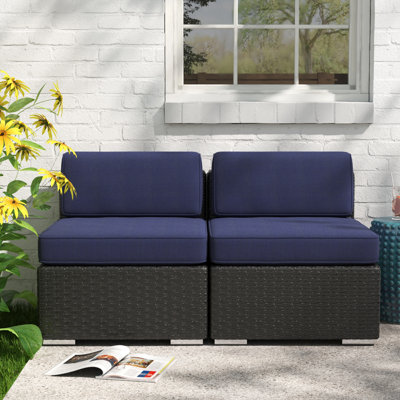 Chaise de patio avec coussins Mcgahan