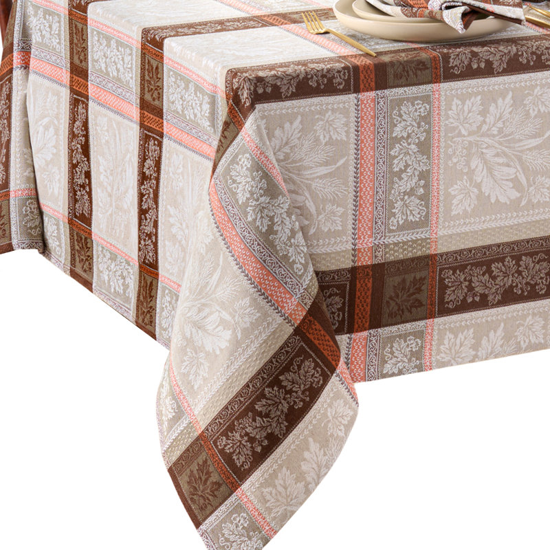 Bratton Tablecloth, Rectangle 102 po x 60 po