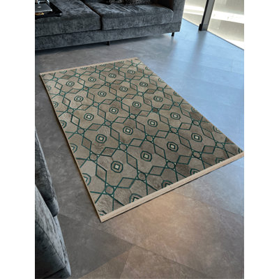 Gray-Themed Cross Geometric Shape Patterned Creative Modern Decorative Rug