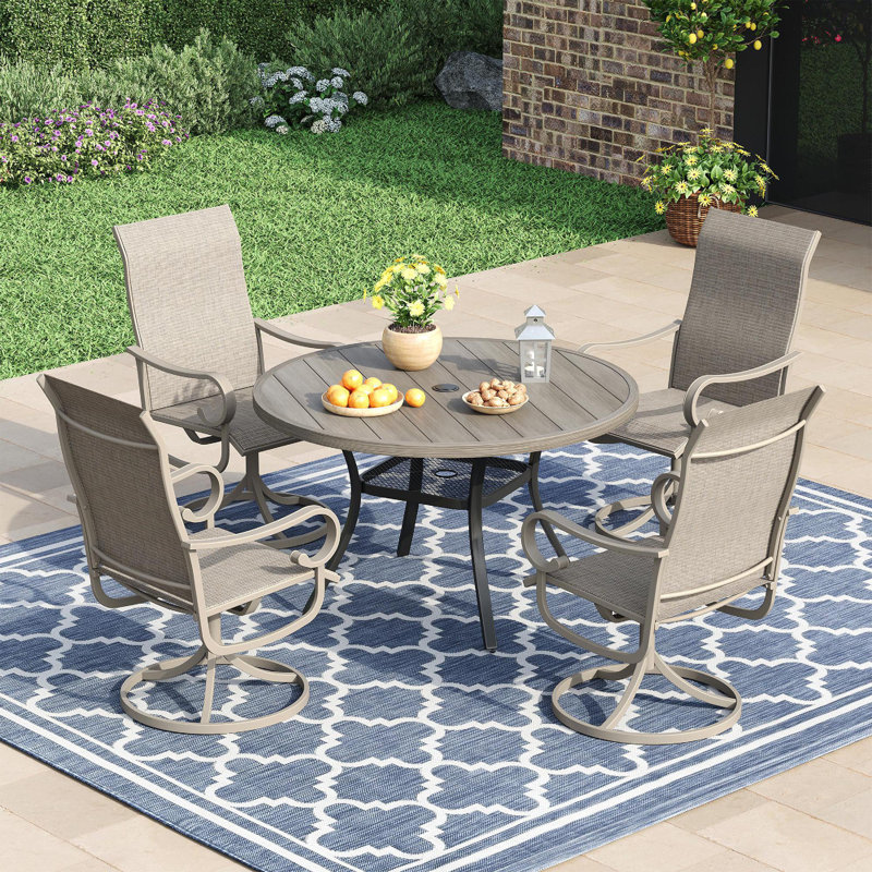 Ensemble repas d'extérieur pour patio - table ronde de 41,7 po avec trou pour parasol et tablette de rangement + 4 chaises pivotantes