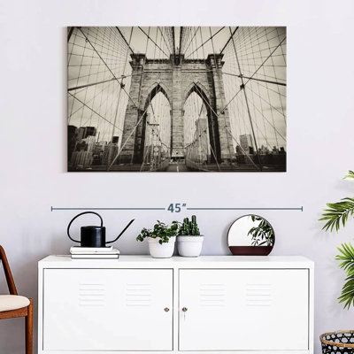 " Monochrome Brooklyn Bridge Canvas Print "