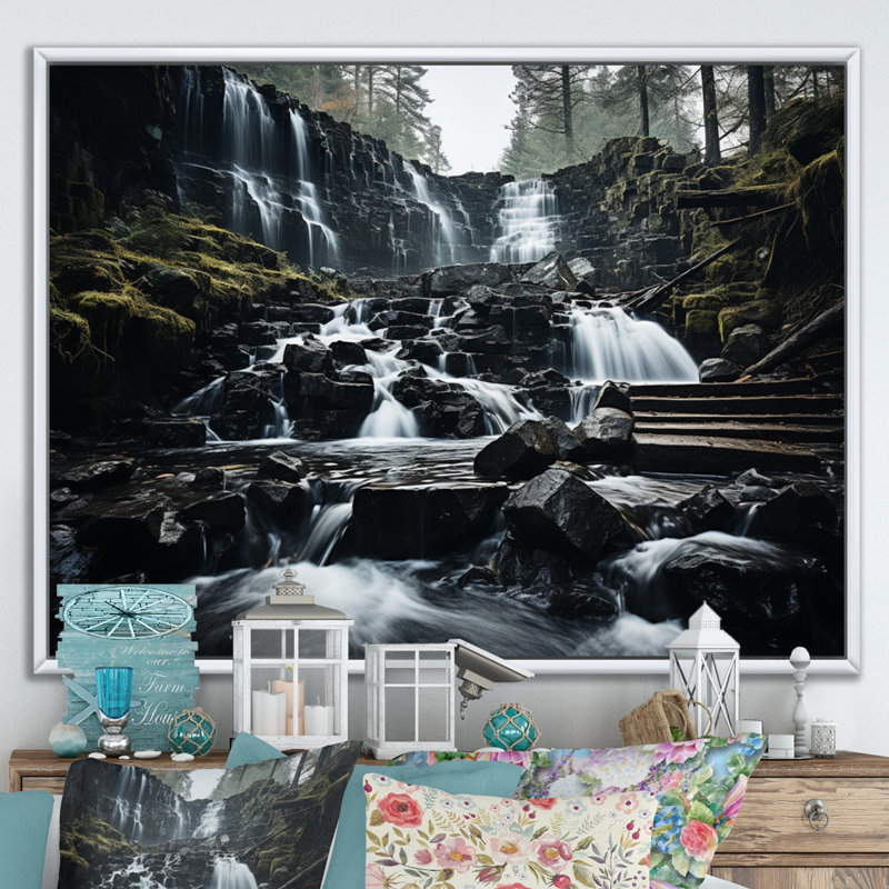 Chute d'eau monochrome en cascade Harmony I sur toile, 24" H x 32" W, Cadre flottant blanc