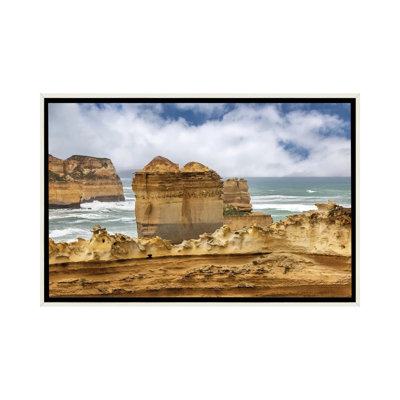 «Tw douze Apostles Sea Stacks and Coastline, Great Ocean Road», reproduction d'art sur toile encadrée