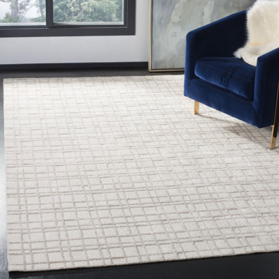 Oliveri Hand Loomed Viscose/Cotton Geometric Rug in Beige