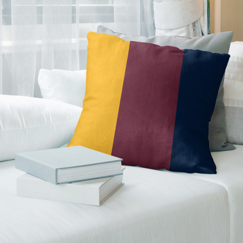 Coussin Cleveland, 20 po x 20 po, Or / vin / noir, Polyester/ Bourre en polyester