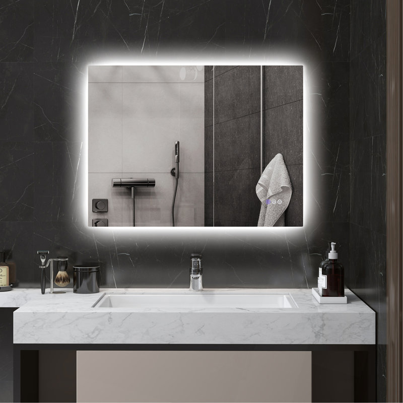 Miroir de salle de bain avancé à DEL avec éclairage polyvalent et fonction antibuée de qualité supérieure, idéal pour les salles de bain élégantes.