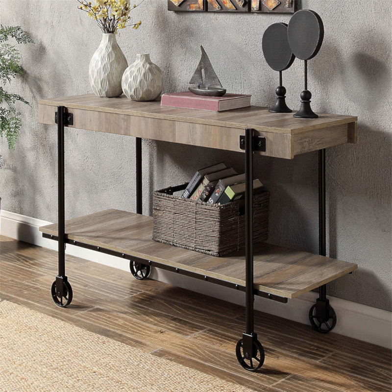 Table de canapé de style industriel 1pc avec lattes de ton naturel et fond ouvert pour les espaces de vie modernes
