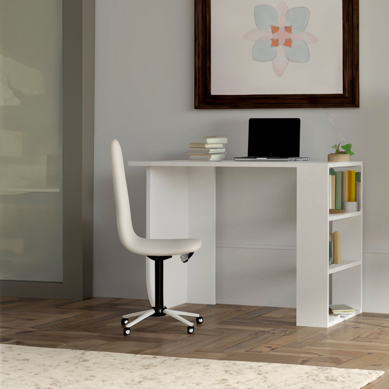Bureau d'écriture avec tablettes