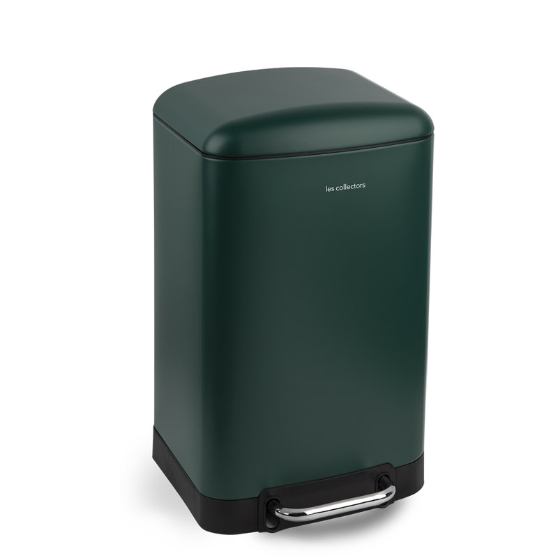 20 Litre Step On Trash Can, 52.5cm H x 30cm W x 29cm D, Green