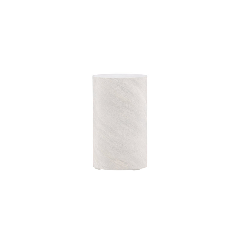 Dakayden End Table