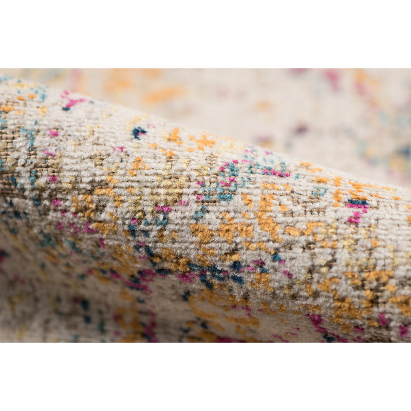 Kinslee Oriental Indoor Rug, Round 6'7"