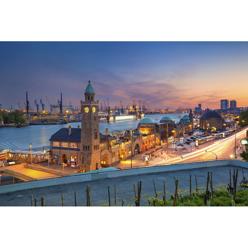 Hambourg, Allemagne - Photographie sur toile, H 32 po x l 48 po