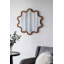 Miroir d'appoint 31 "x 30" en bois avec cadre unique