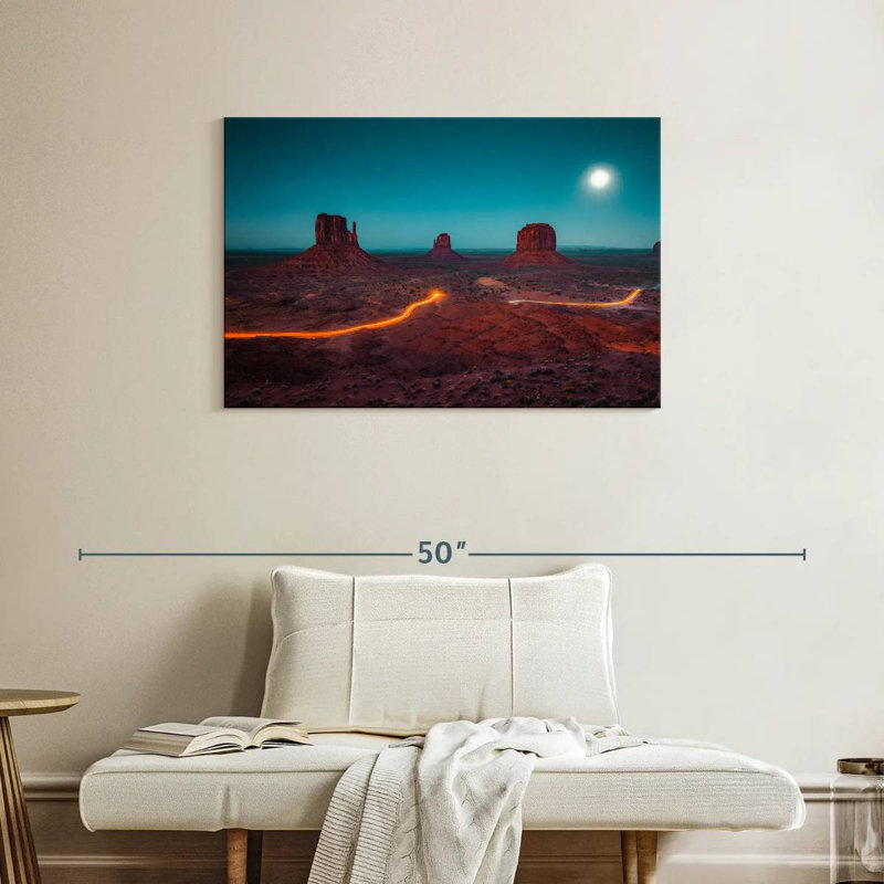 Lune d'Alvord au-dessus de Monument Valley, H 24 po x l 36 po