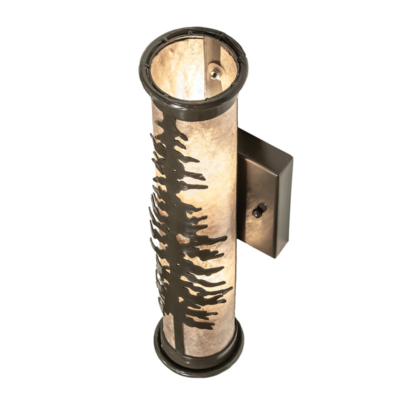 Tamarack 1 - Light Wallchiere