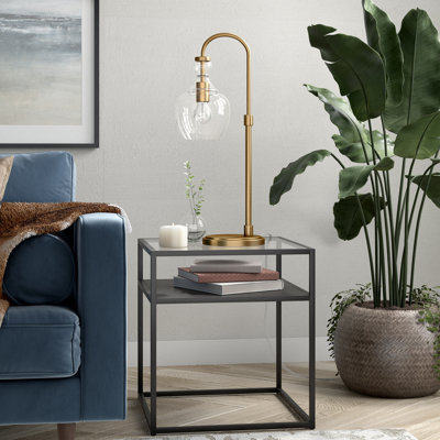 Verona Metal Arched Lamp