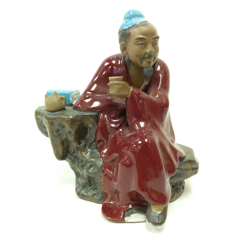 Figurine de thé rouge