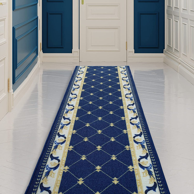 Tapis bleu à motif floral Raney, Rectangle 2 pi 2 po x 2 pi