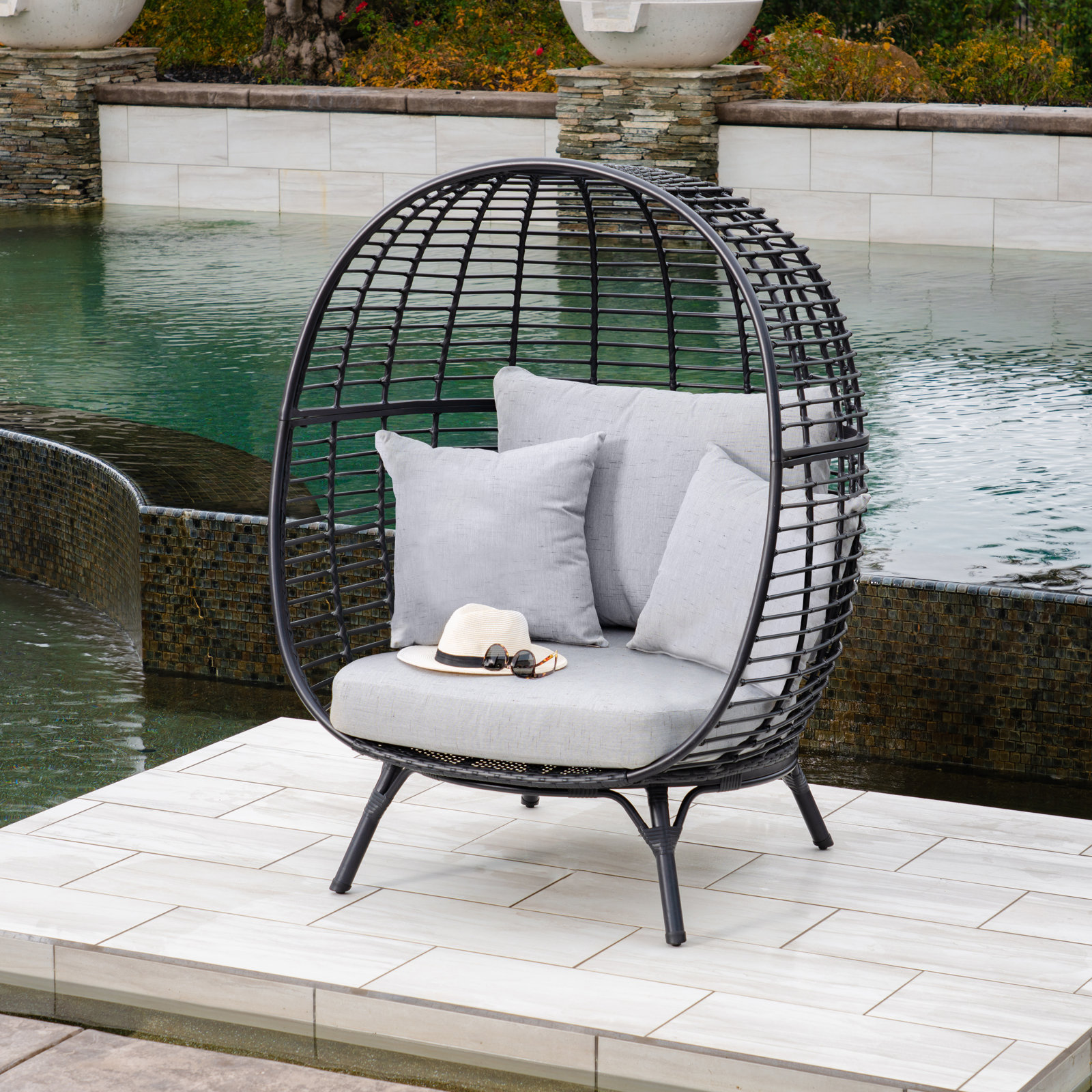 Metal Outdoor Lounge Chair
