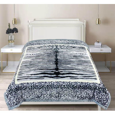 Cassiana Throw Blanket