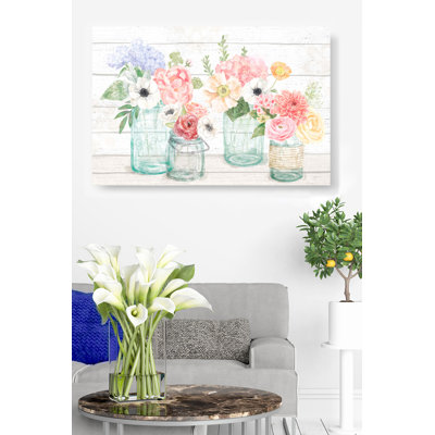 Fleurs pastel en pots, sur une tablette, pots transparents, chalet, campagne, ferme, floral, bouquet, rouge, rose, bleu, sur panneau de bois blanc, crème, blanc, orange