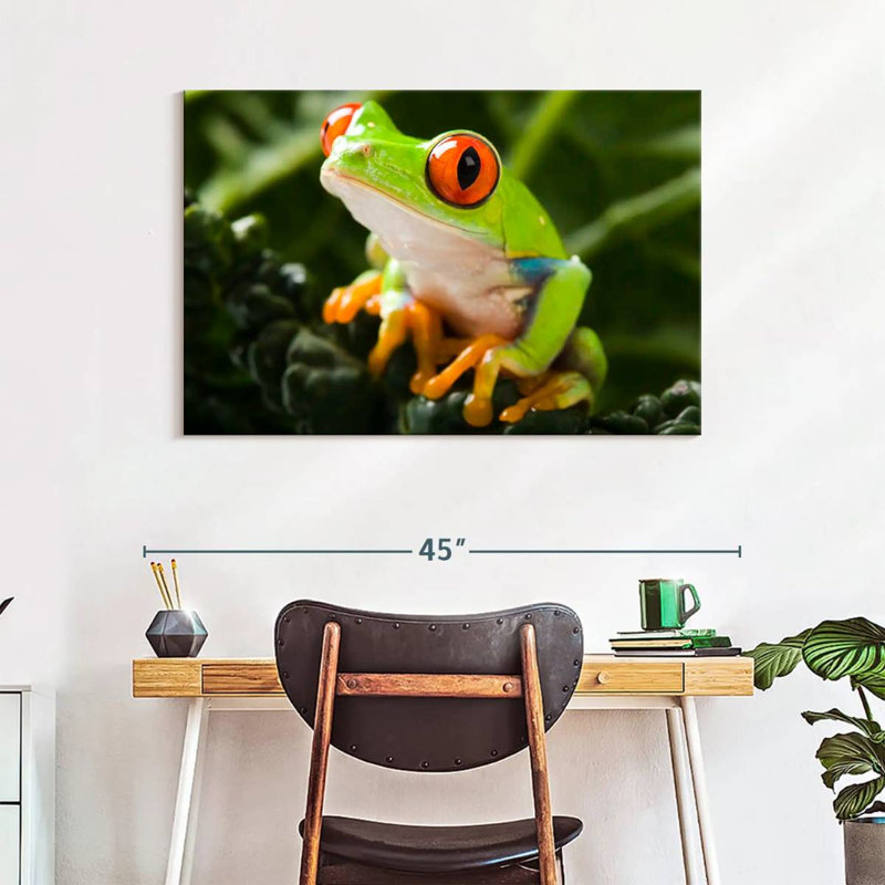 Brampt Tree Frog, 26" H x 39" W