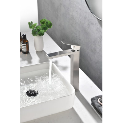 ROBINET DE BAIN