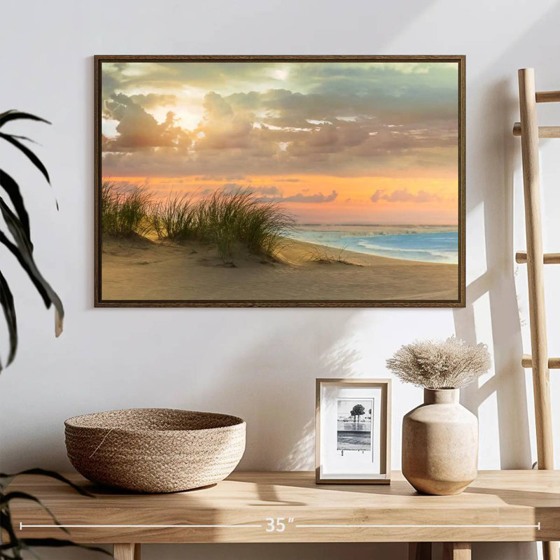 Herbe de mer et crépuscule, 25 po x 17 po, Cadre flottant en noyer