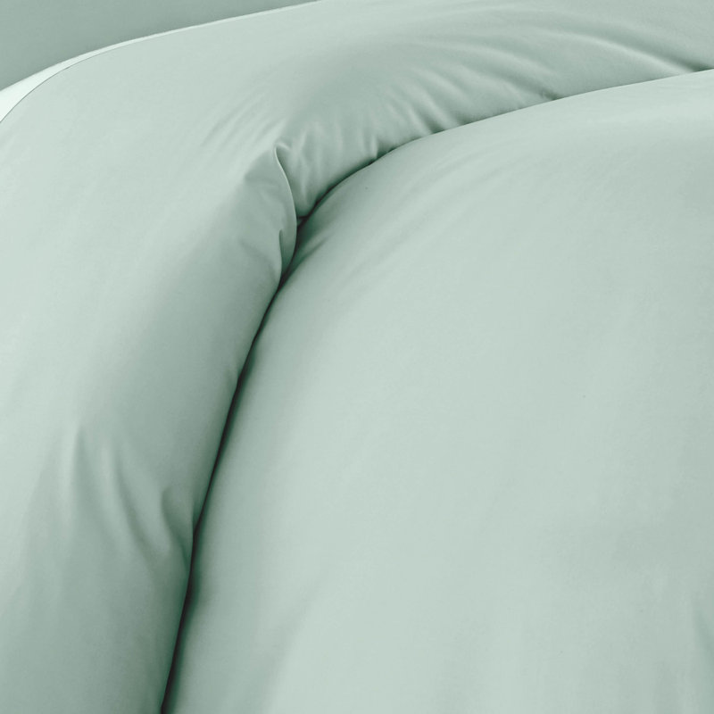 Southshore Fine Linens Southshore Basics Duvet Cover Set in Light Green, 90 GSM Double-Brushed Microfiber Bedding with Hidden Zipper Closure and Corner Ties, 2 Pillow Shams, Full/Queen