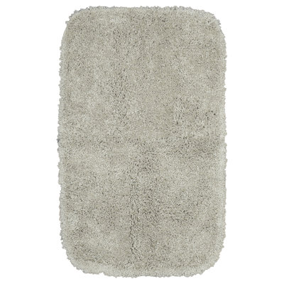 Treye Nylon Bath Rug with Non-Slip Backing