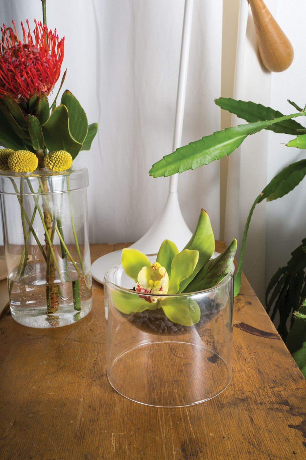 Aneatra Handmade Glass Decorative Bowl 1