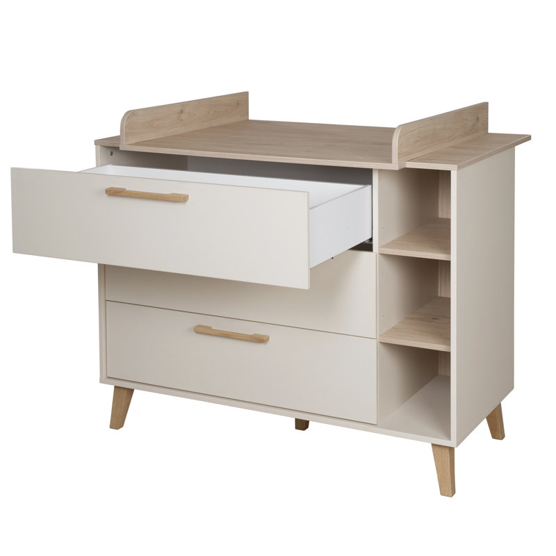Wide changing unit including changing attachment Jil Changing Table