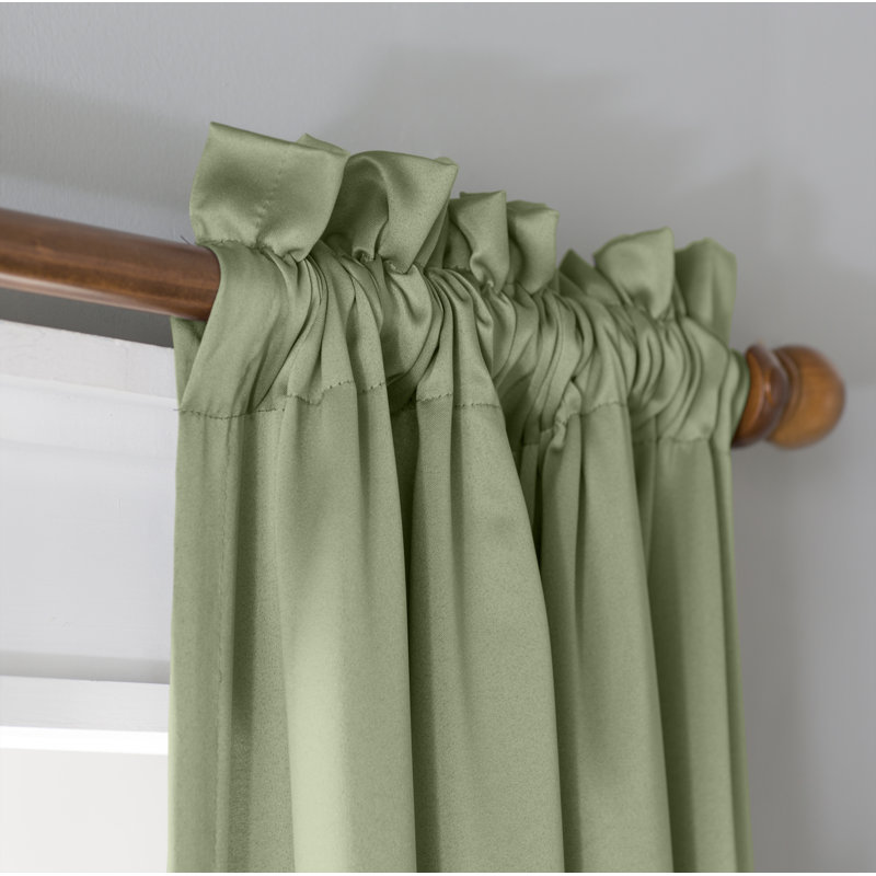 Panneau de rideau obscurcissant et isolant en polyester - Basics by Wayfair ™, Vert sauge, 1, l 54 po x L 63 po